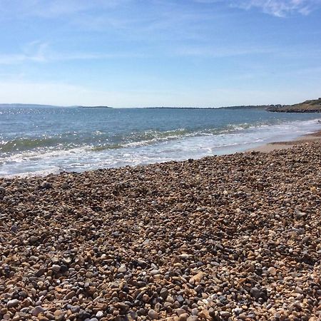 Cliff Top Studio Barton on Sea Exterior photo